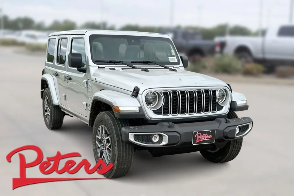 2024 Jeep Wrangler Sahara photo 1