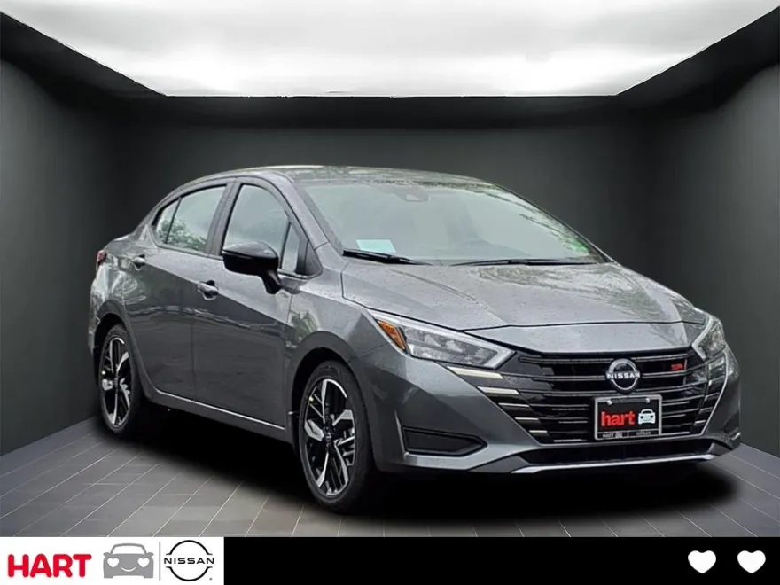 2025 Nissan Versa SR photo 1