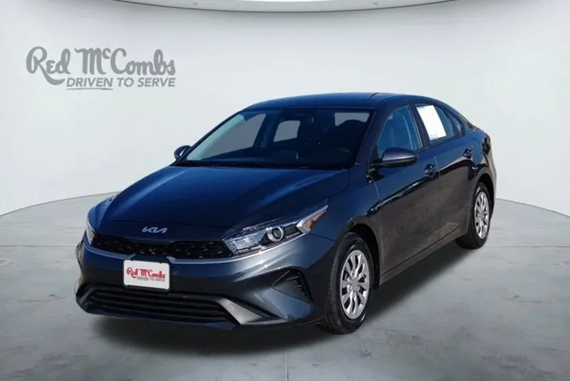 2024 Kia Forte LX photo 1