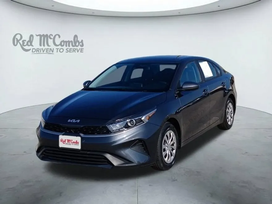 2024 Kia Forte LX photo 1