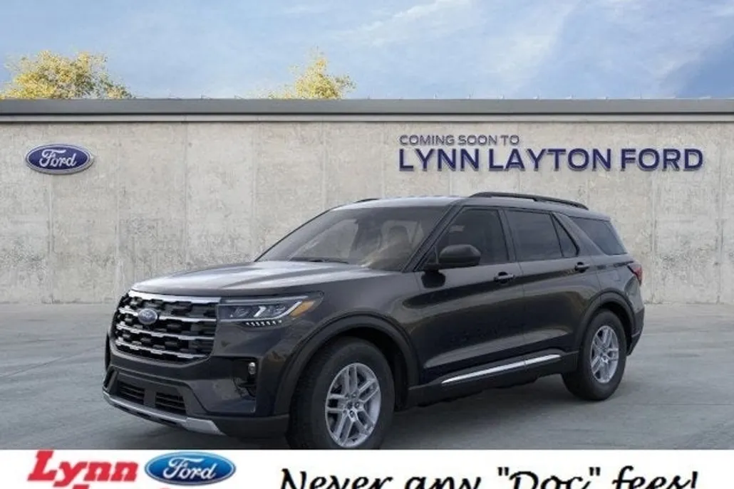 2025 Ford Explorer photo 1