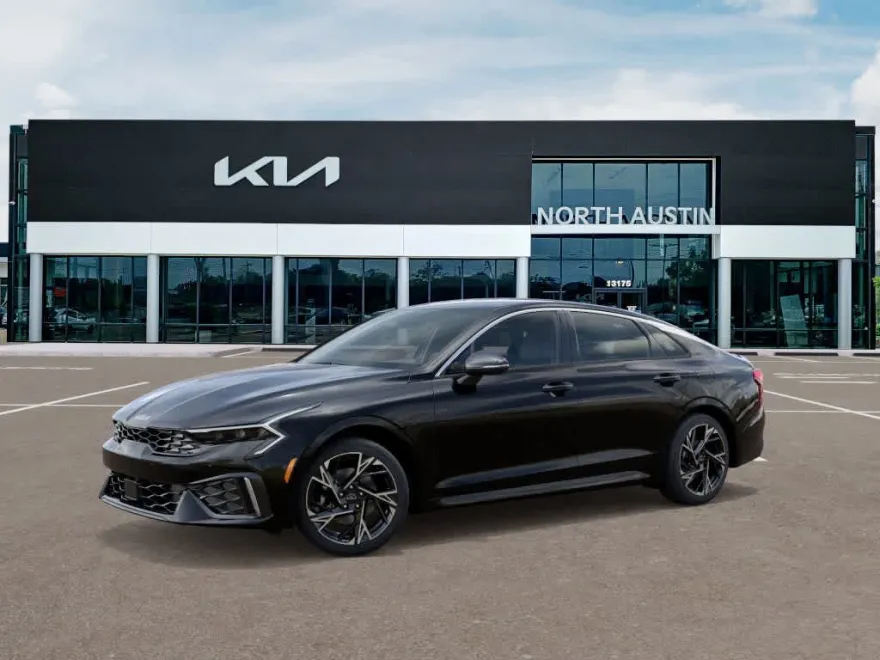 2025 Kia K5 GT-Line photo 1