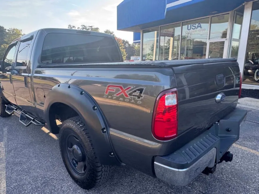 2016 Ford F-250 XLT photo 1