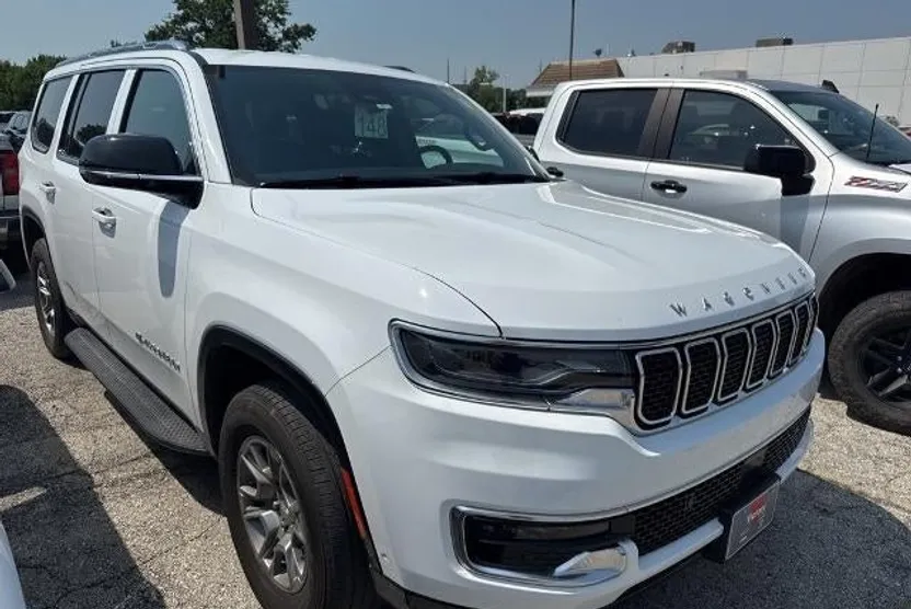 2023 Jeep Wagoneer Base photo 1