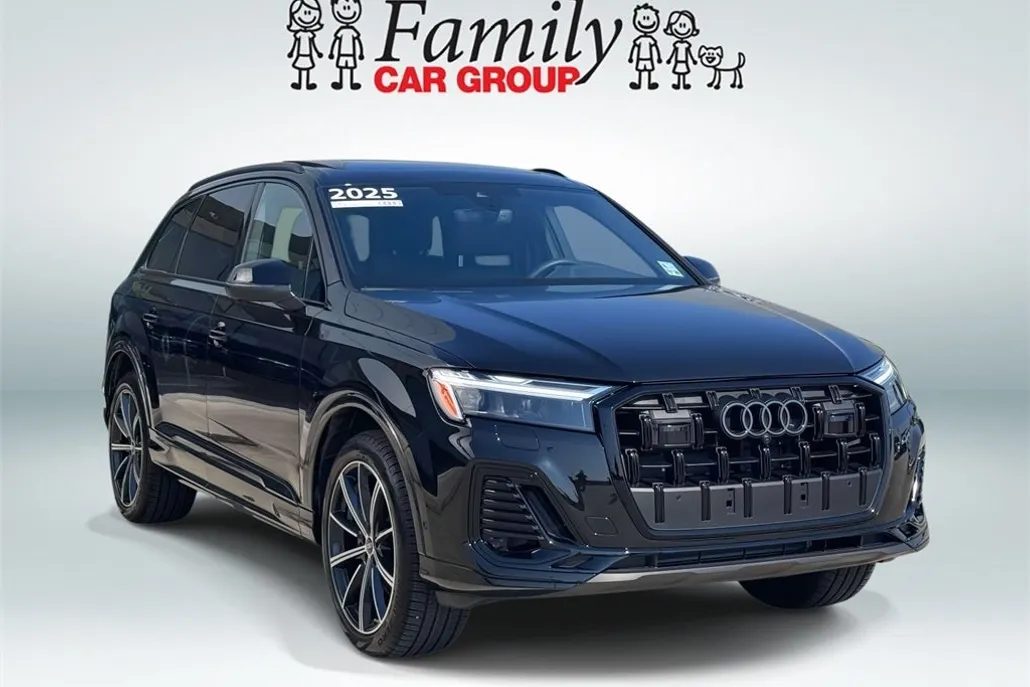 2025 Audi Q7 45 Premium Plus photo 1
