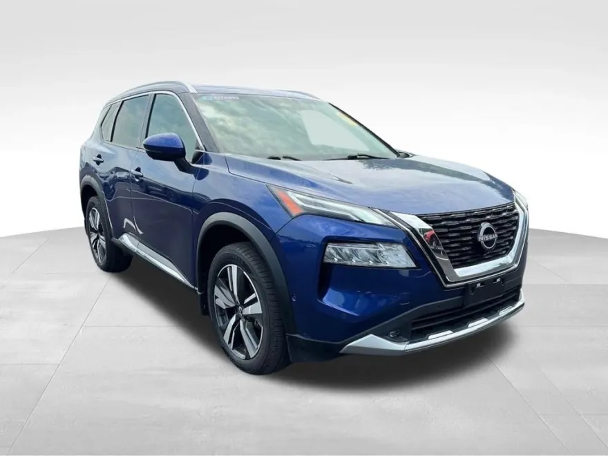 2022 Nissan Rogue Platinum photo 1