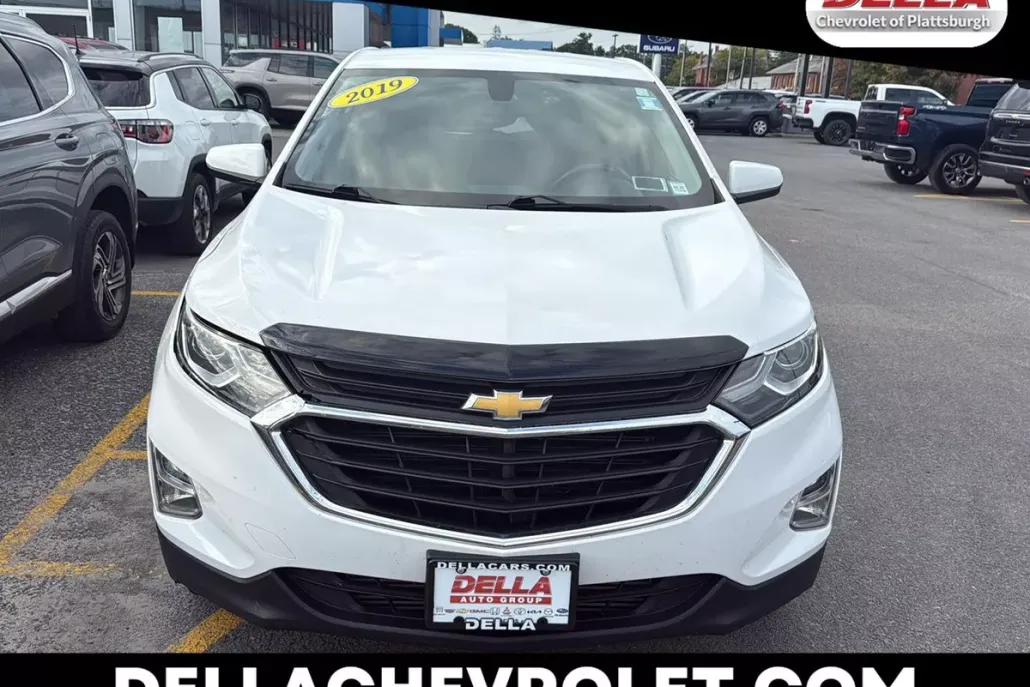 2019 Chevrolet Equinox LT photo 1