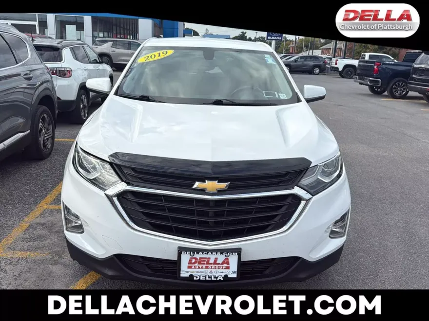 2019 Chevrolet Equinox LT photo 1