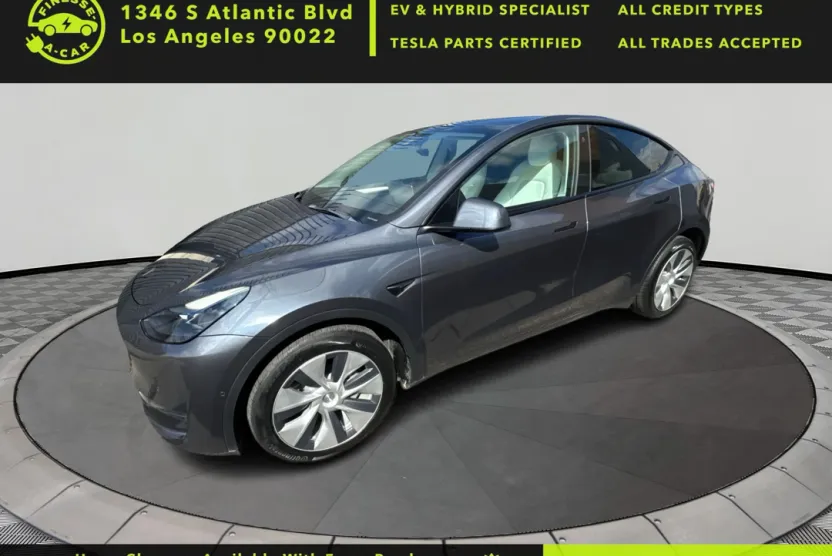 2022 Tesla Model Y Long Range photo 1