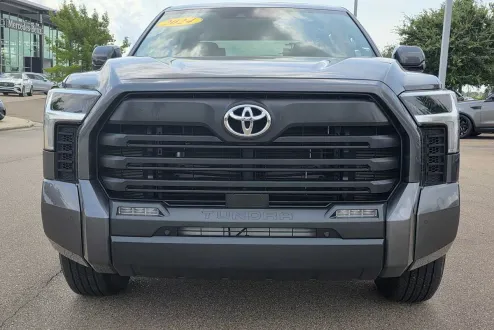 2024 Toyota Tundra SR5 photo 2