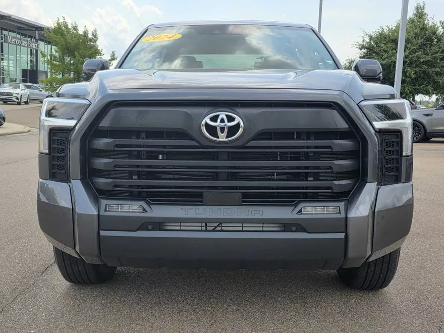2024 Toyota Tundra SR5 photo 2