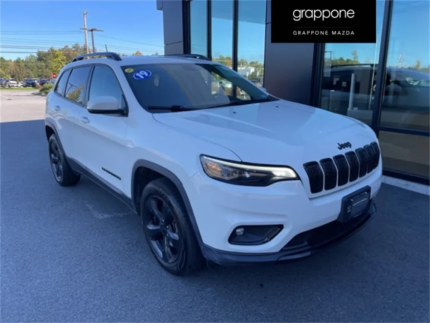 2019 Jeep Cherokee Altitude photo 1