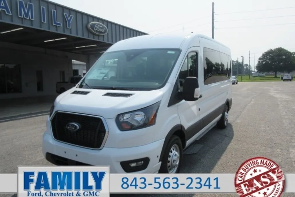 2025 Ford Transit Passenger XLT photo 1