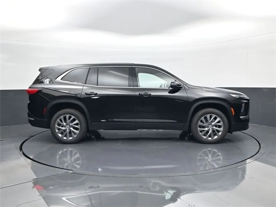 2026 Buick Enclave Preferred photo 1