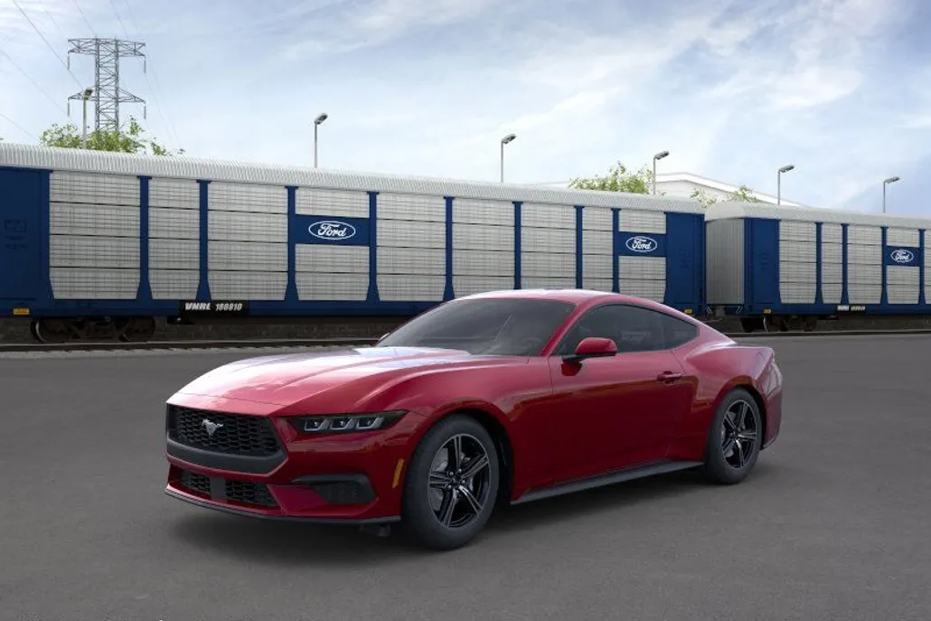 2025 Ford Mustang EcoBoost photo 1