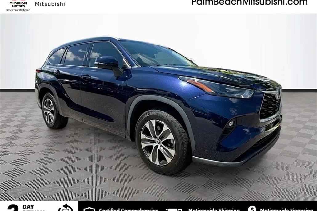 2022 Toyota Highlander Hybrid XLE photo 1