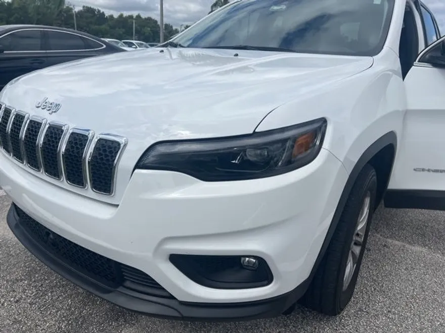 2022 Jeep Cherokee Latitude Lux photo 1