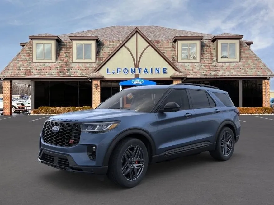2025 Ford Explorer ST photo 1