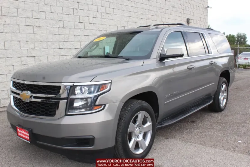 2017 Chevrolet Suburban LS photo 1