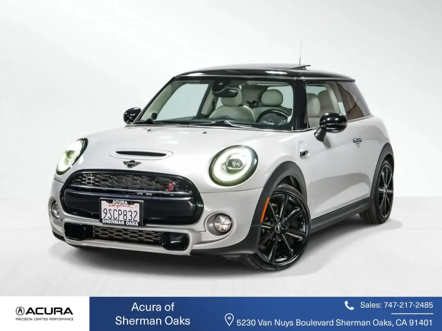 2019 Mini Cooper 2 Door Hardtop Signature photo 1