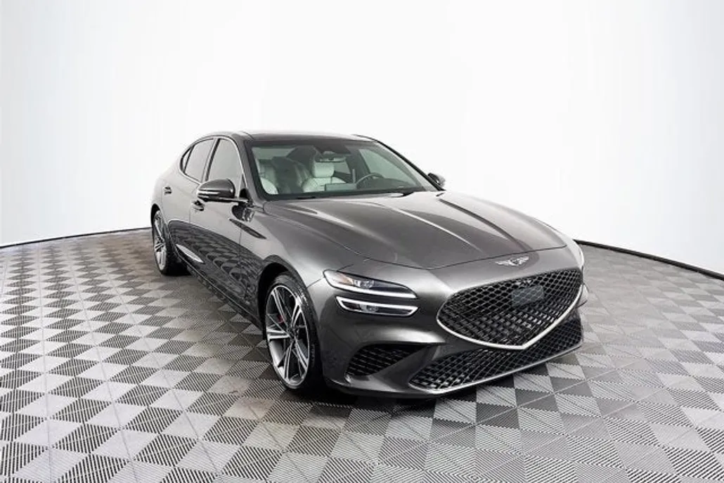 2025 Genesis G70 3.3T Sport Prestige photo 1