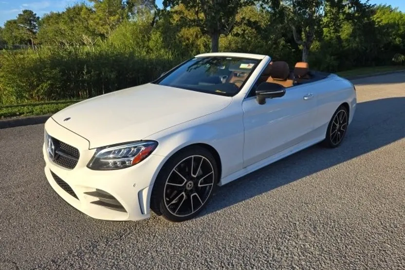 2022 Mercedes Benz C 300 photo 1
