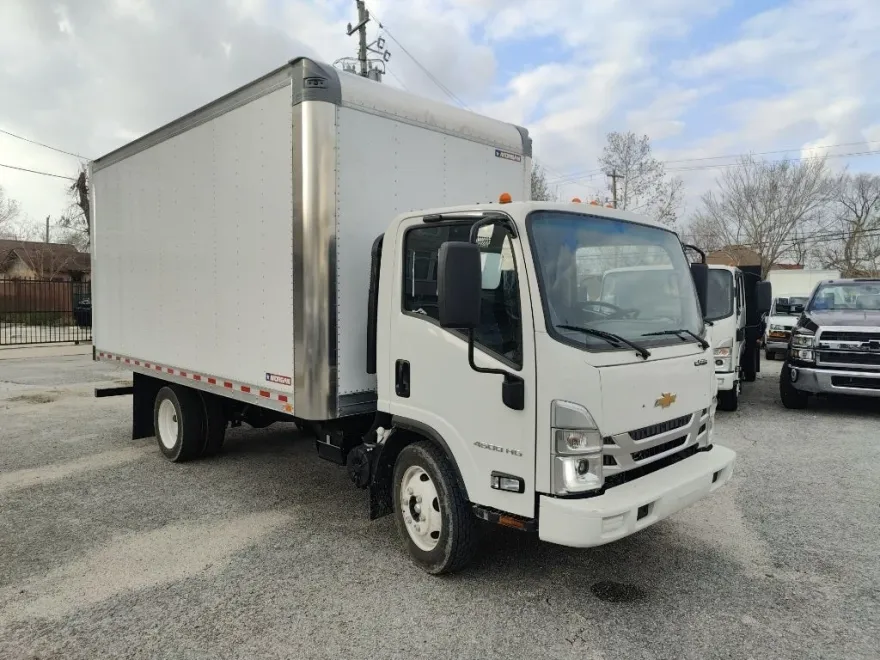2024 Chevrolet Silverado 4500HD Base photo 1