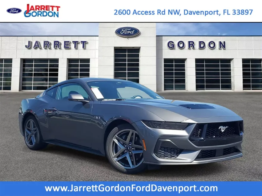 2025 Ford Mustang GT photo 1