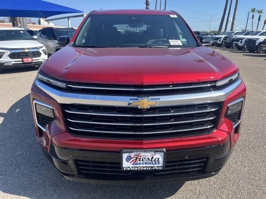 2026 Chevrolet Traverse High Country photo 1