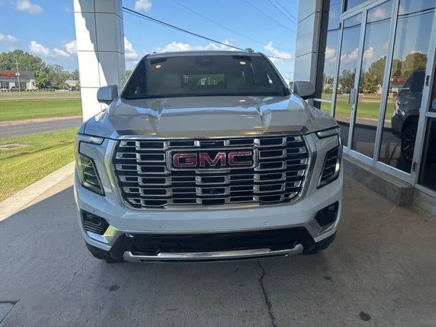 2026 Gmc Yukon XL Denali photo 1