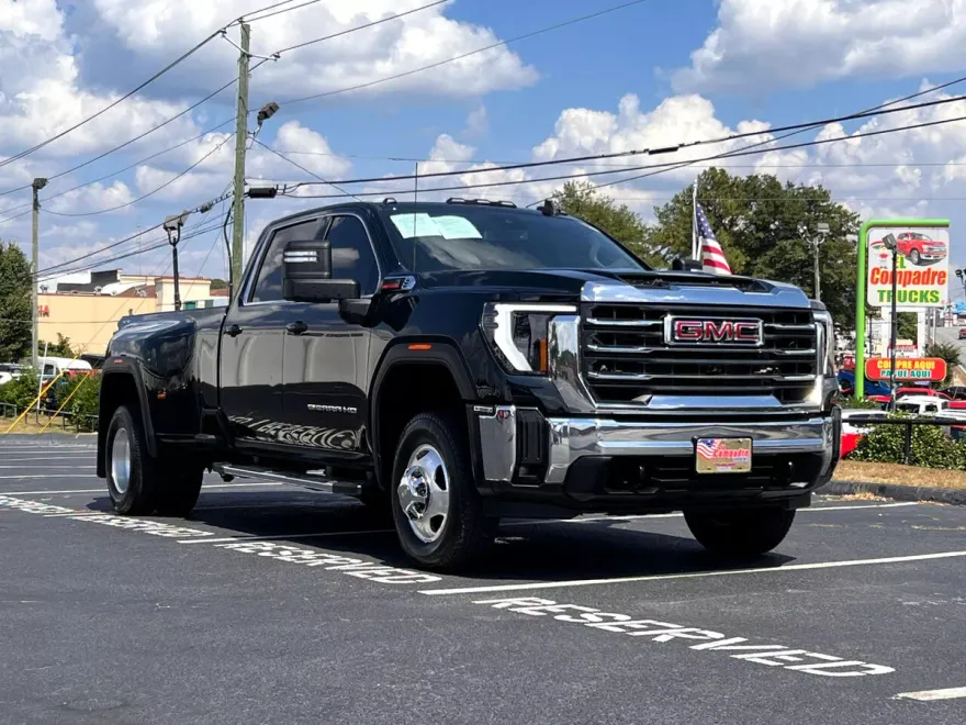 2024 Gmc Sierra SLE photo 1