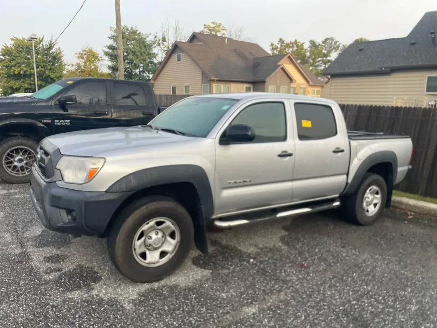 2012 Toyota Tacoma PreRunner Double Cab photo 1