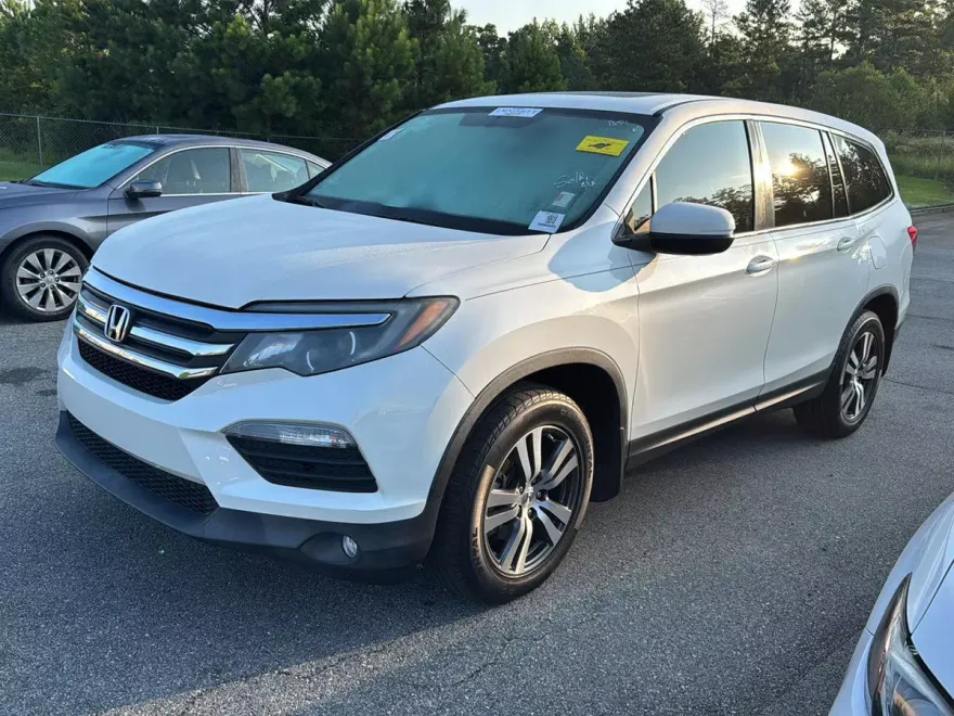 2017 Honda Pilot EX-L photo 1