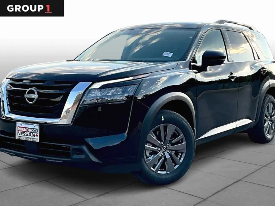 2025 Nissan Pathfinder SV photo 1