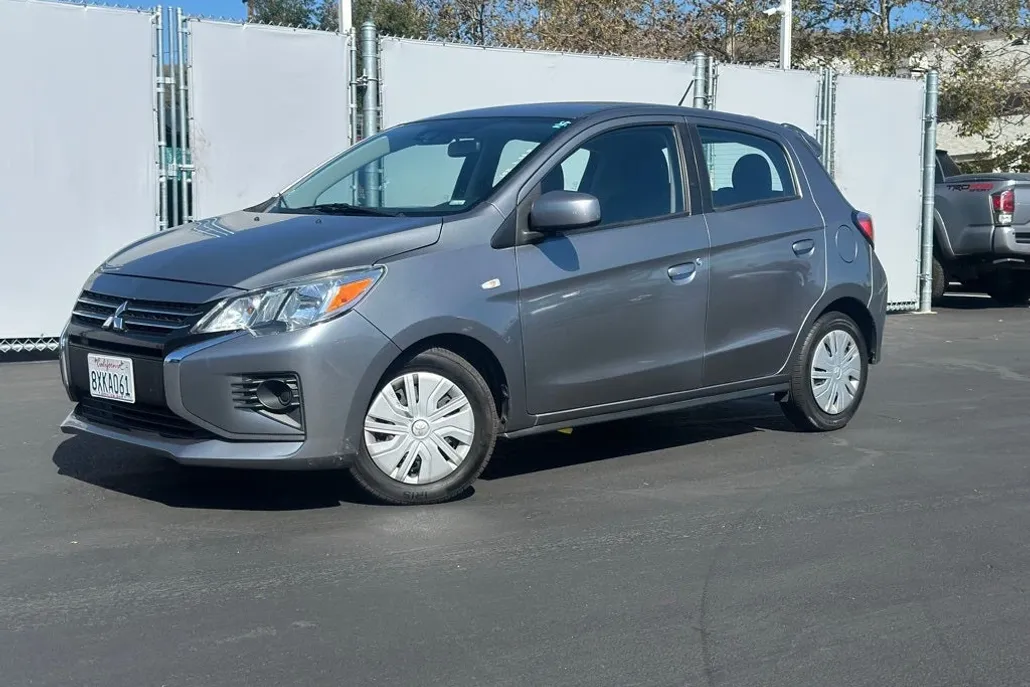 2021 Mitsubishi Mirage ES photo 1