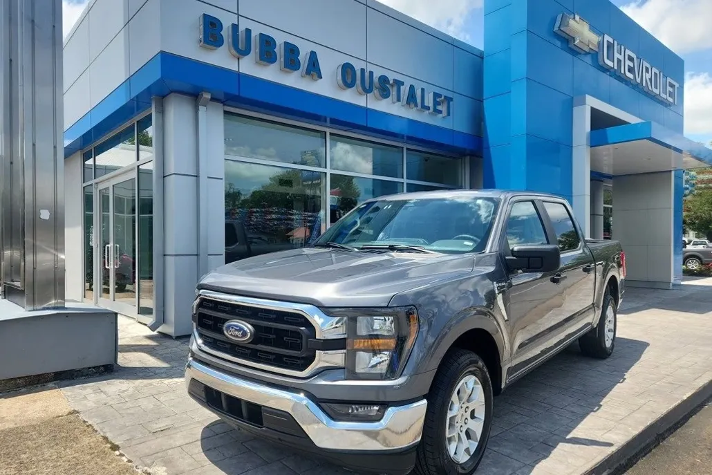 2023 Ford F-150 XL photo 1