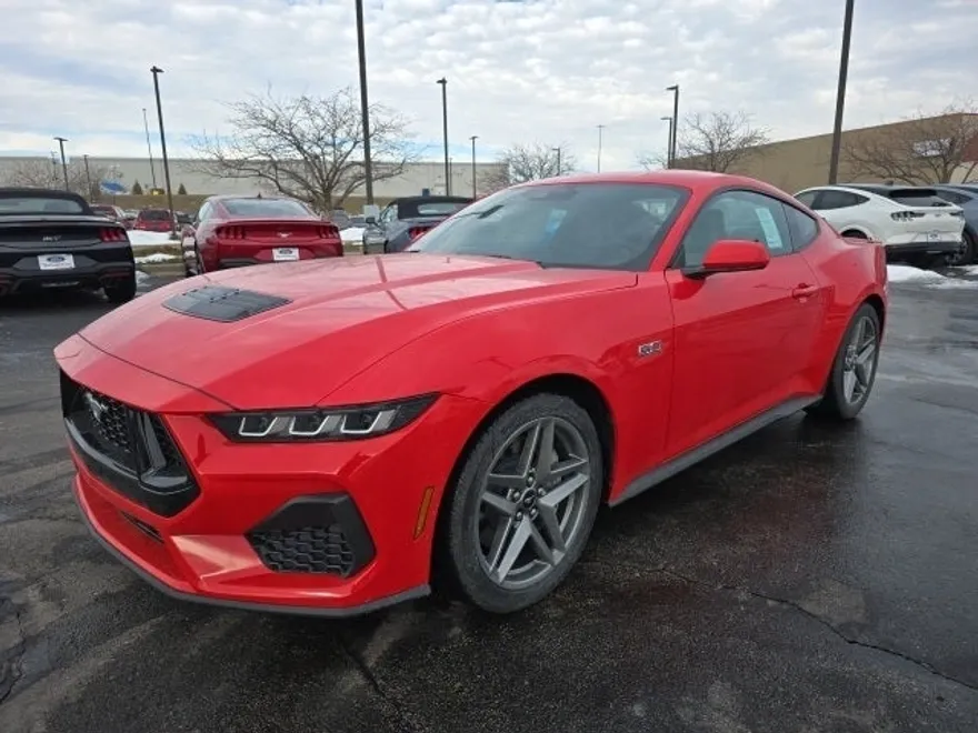 2025 Ford Mustang GT photo 1
