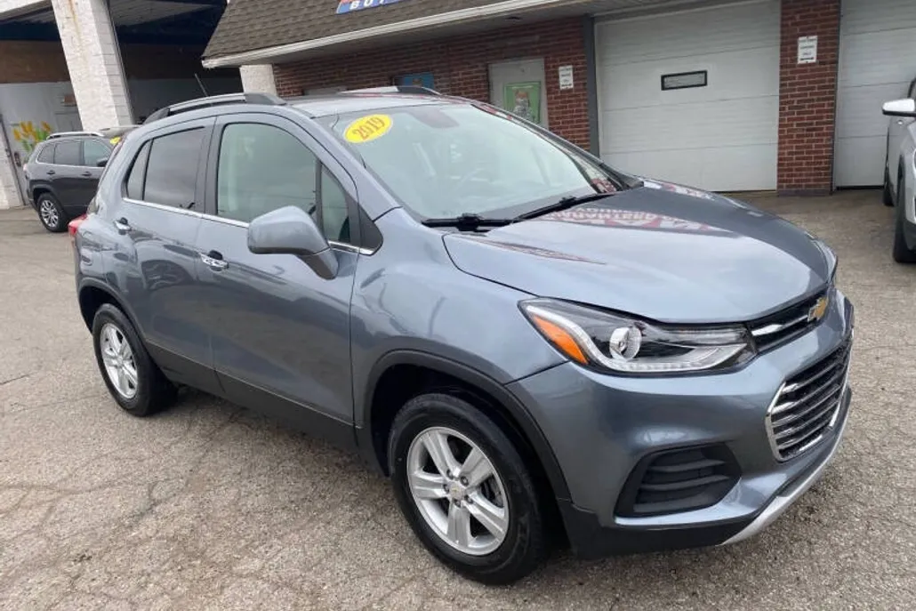 2019 Chevrolet Trax LT photo 1
