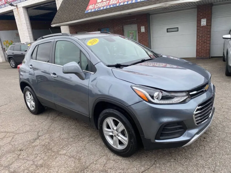 2019 Chevrolet Trax LT photo 1