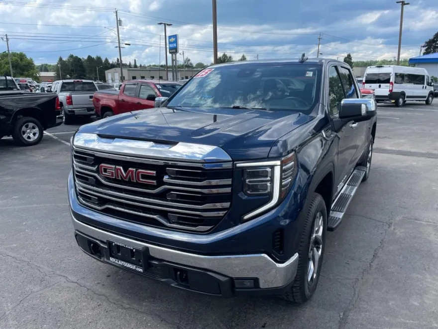 2023 Gmc Sierra 1500 SLT photo 1