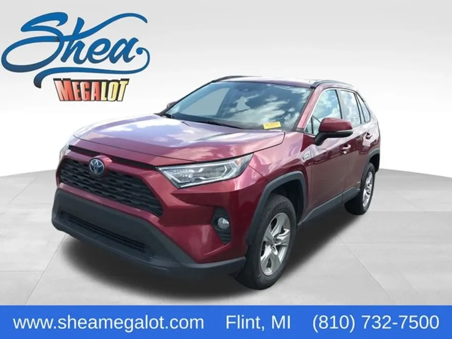 2020 Toyota RAV4 Hybrid XLE photo 1
