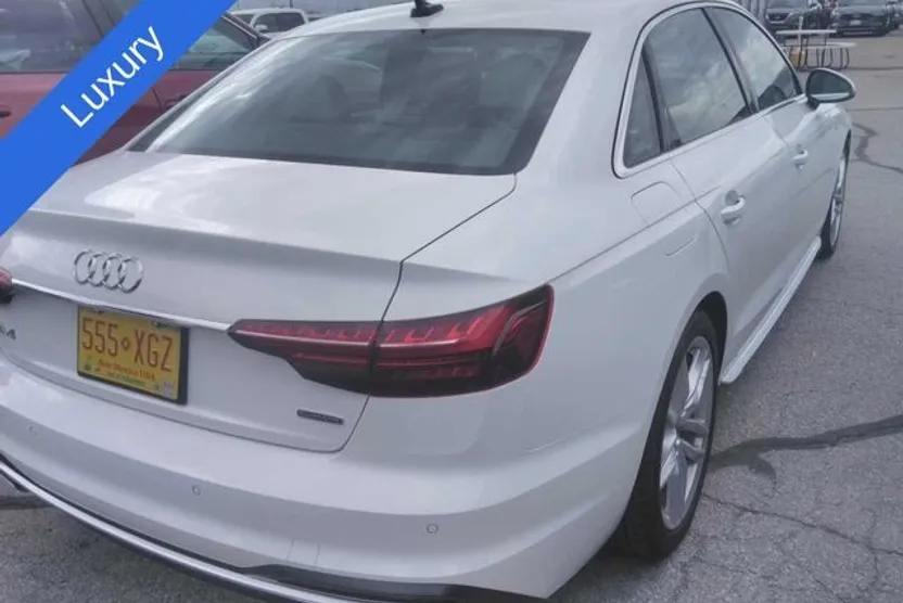 2024 Audi A4 45 S line Premium photo 1