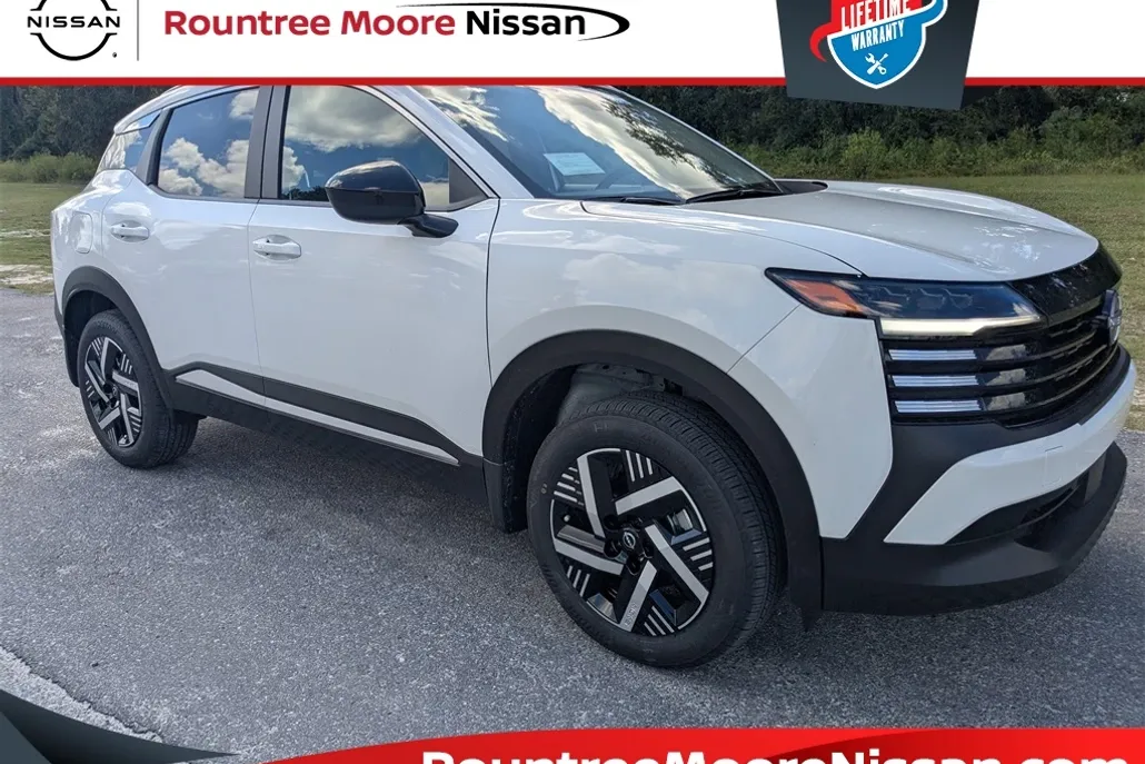 2026 Nissan Kicks SV photo 1