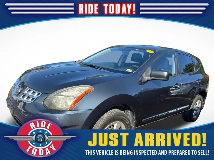 2014 Nissan Rogue Select S photo 1