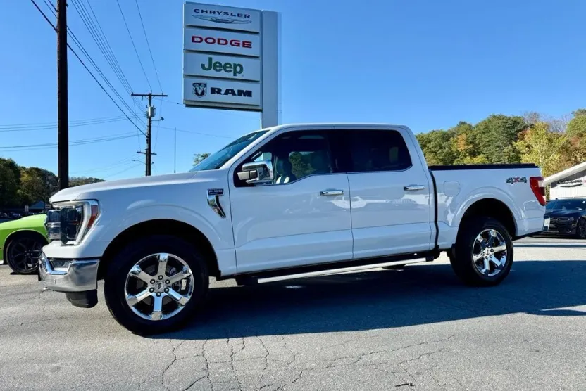 2022 Ford F-150 Lariat photo 1