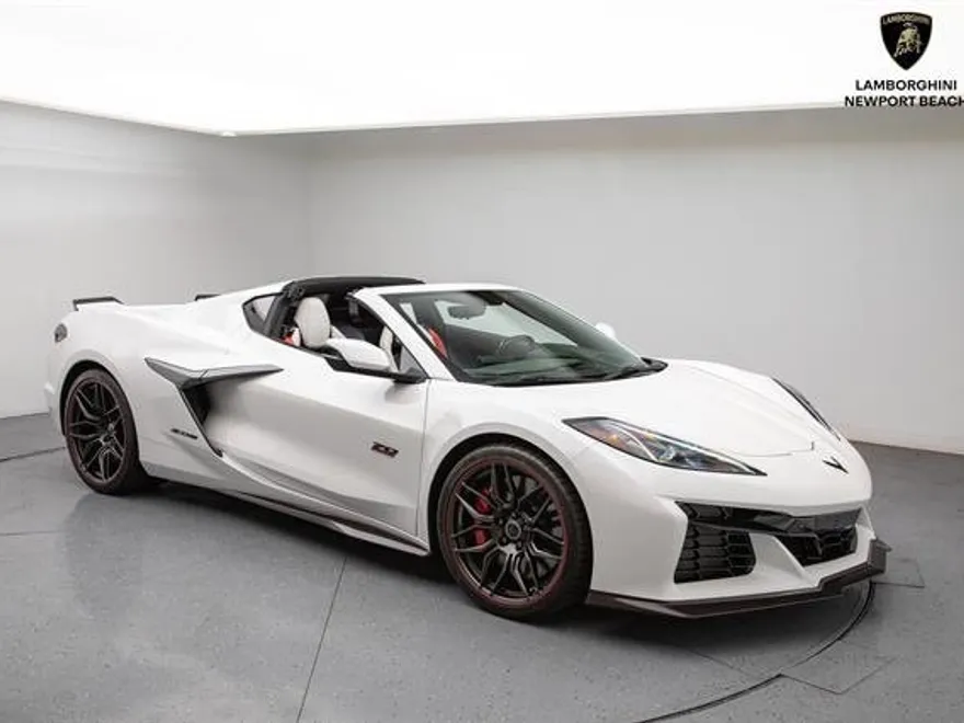 2023 Chevrolet Corvette Z06 3LZ 70th Anniversary Edition photo 1