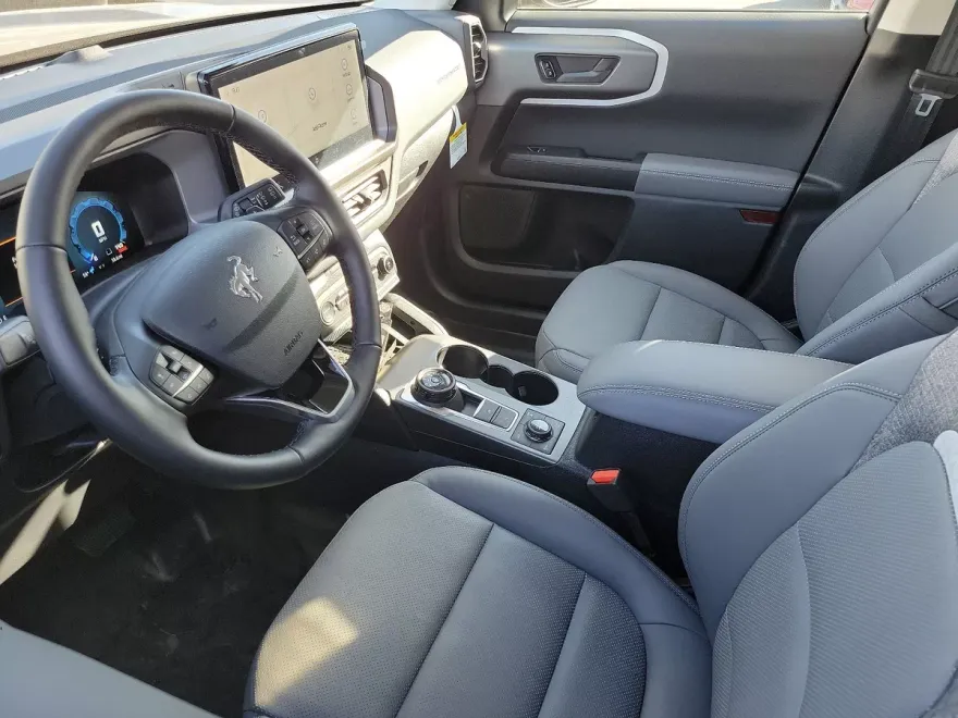 2025 Ford Bronco Sport Badlands photo 1