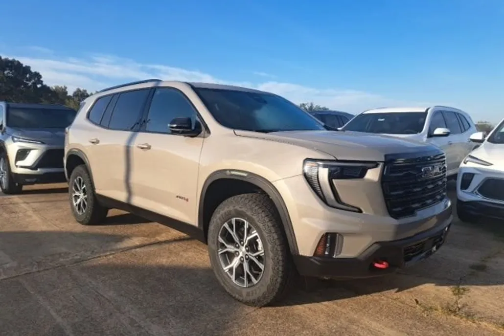 2026 Gmc Acadia AT4 photo 1