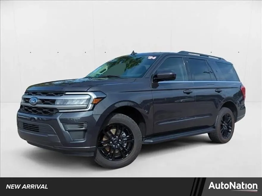 2024 Ford Expedition XLT photo 1