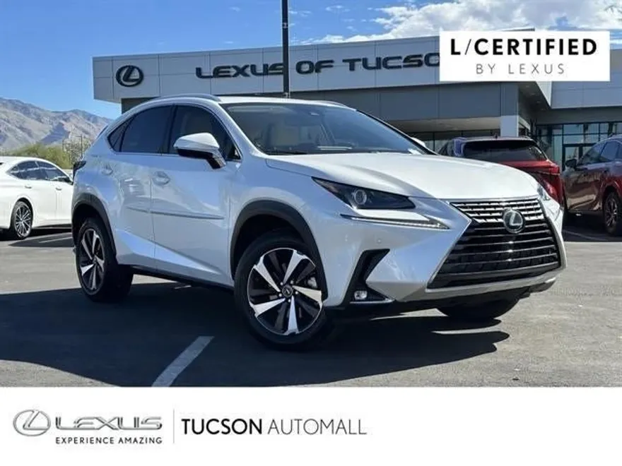 2021 Lexus NX 300 photo 1